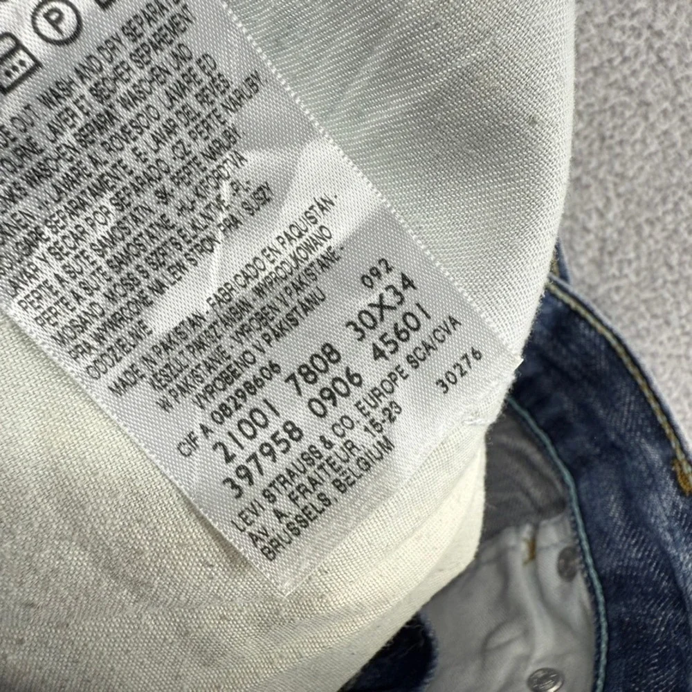Vintage Levis Jeans Men's 30x34 Fit 30x27 Hemmed Dark Wash Baggy Loose Faded y2k